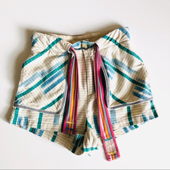 Sold UO Striped Paper Bag Shorts Cream - Picture 2 of 5